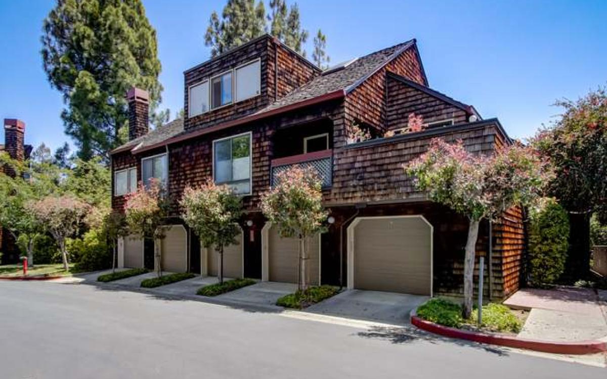 64 Peter Coutts Exterior